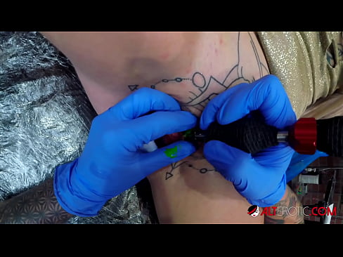 ❤️ Si Sully Savage adunay tattoo sa iyang clitoris ❤️ Porno sa pornograpiya ceb.porngifmag-com.ru