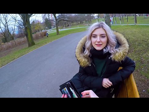 ❤️ Gitulon ang init nga cum sa usa ka estranghero alang sa kuwarta - blowjob sa parke ni Eva Elfie ❤️ Porno sa pornograpiya ceb.porngifmag-com.ru